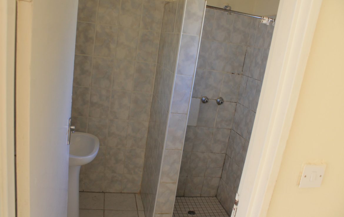 1 Bed Bachelor Pad In Phakalane For Rent Find Real Estate